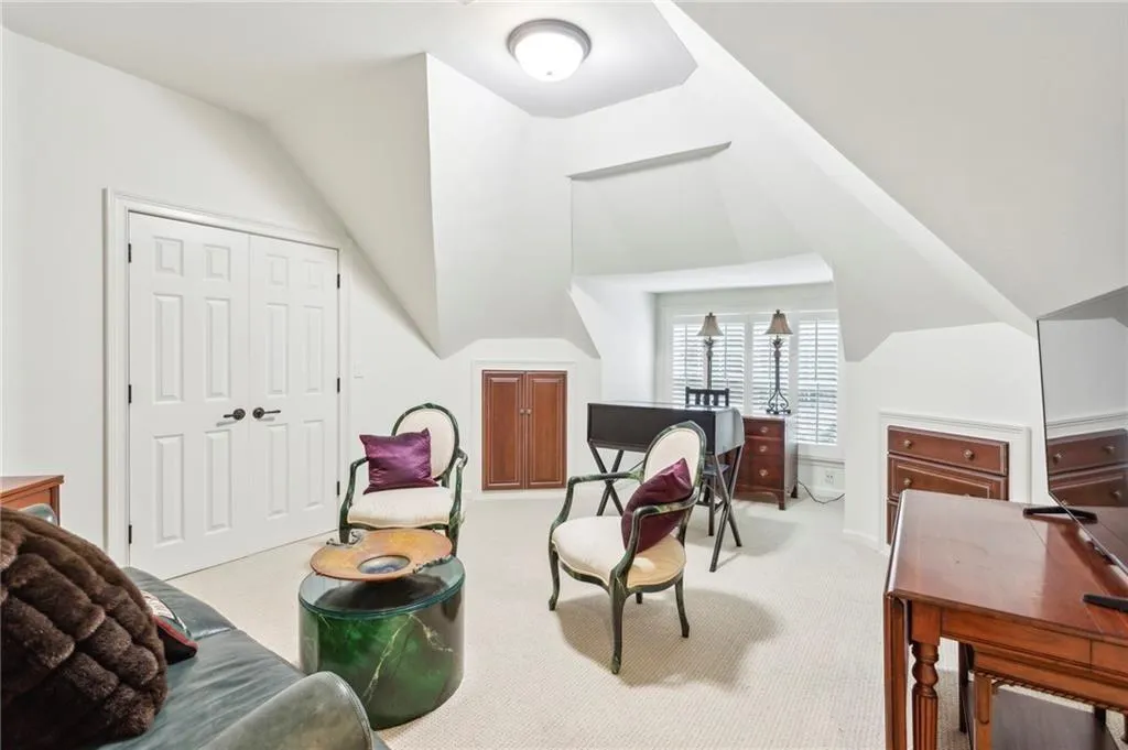 Upstairs Bedroom 3