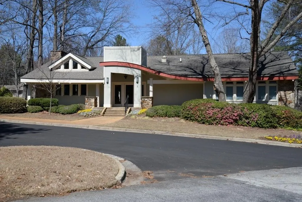 63 Dunwoody Springs Drive Unit D, Atlanta, Georgia 30328, 3 Bedrooms Bedrooms, ,2 BathroomsBathrooms,Residential,Sold,63 Dunwoody Springs Drive Unit D,6574196