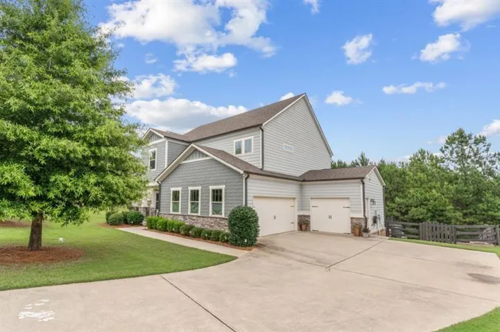 26 Ridgemont Way, Cartersville, Georgia 30120