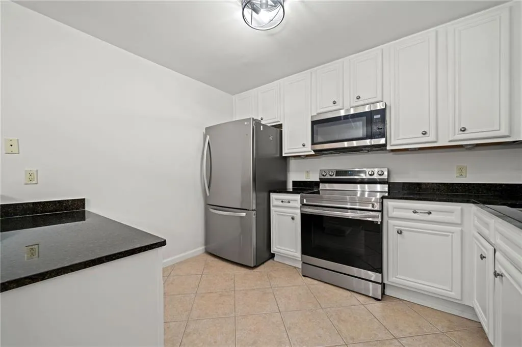 1468 Briarwood Road Ne Unit 108, Atlanta, Georgia 30319, 2 Bedrooms Bedrooms, ,2 BathroomsBathrooms,Residential,For Sale,1468 Briarwood Road Ne Unit 108,7616439