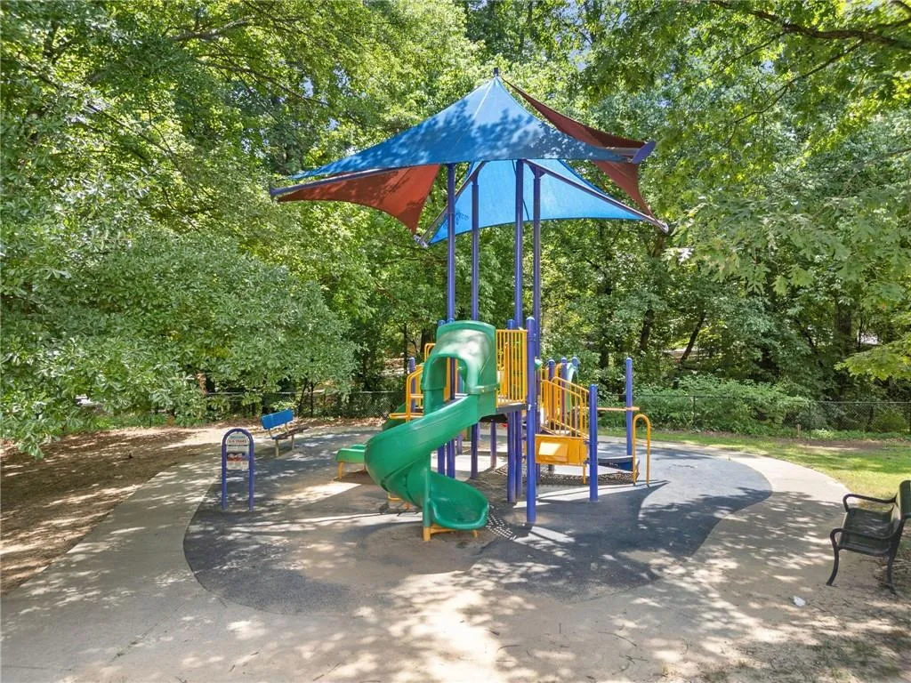 1468 Briarwood Road Ne Unit 108, Atlanta, Georgia 30319, 2 Bedrooms Bedrooms, ,2 BathroomsBathrooms,Residential,For Sale,1468 Briarwood Road Ne Unit 108,7616439