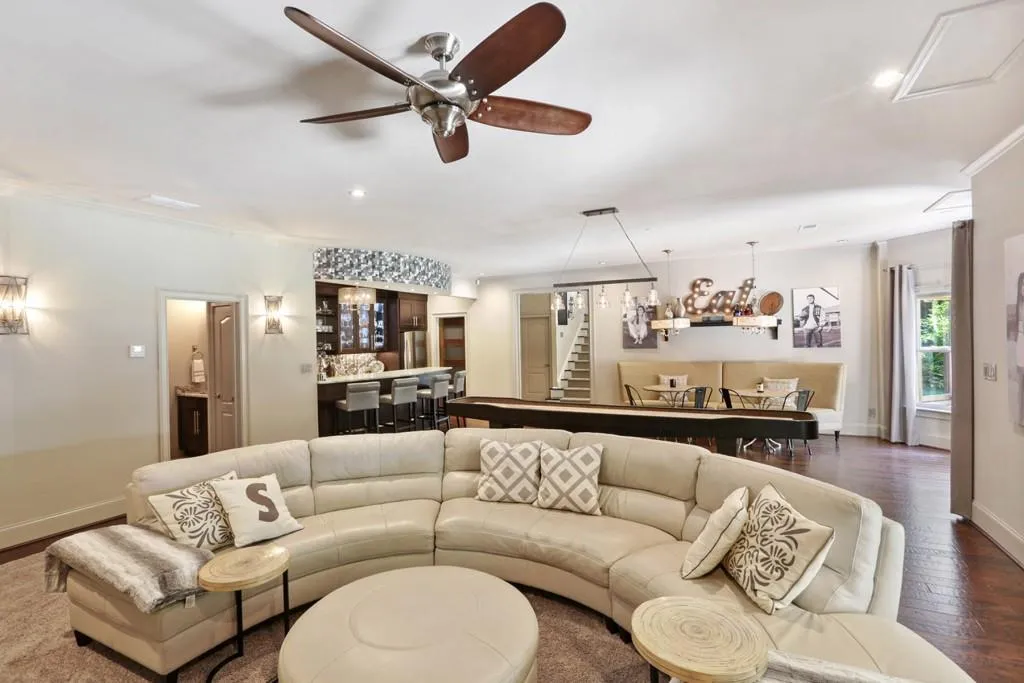 5450 Claire Rose Lane, Atlanta, Georgia 30327, 6 Bedrooms Bedrooms, ,5 BathroomsBathrooms,Residential,Sold,5450 Claire Rose Lane,6607326