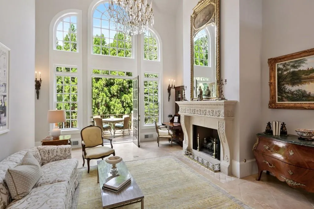 5450 Claire Rose Lane, Atlanta, Georgia 30327, 6 Bedrooms Bedrooms, ,5 BathroomsBathrooms,Residential,Sold,5450 Claire Rose Lane,6607326