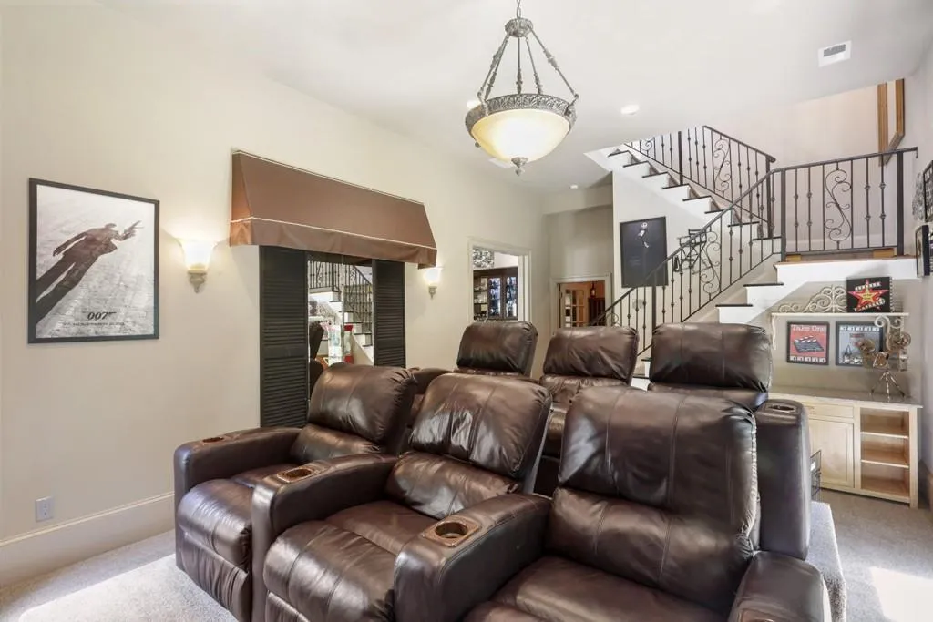 5450 Claire Rose Lane, Atlanta, Georgia 30327, 6 Bedrooms Bedrooms, ,5 BathroomsBathrooms,Residential,Sold,5450 Claire Rose Lane,6607326