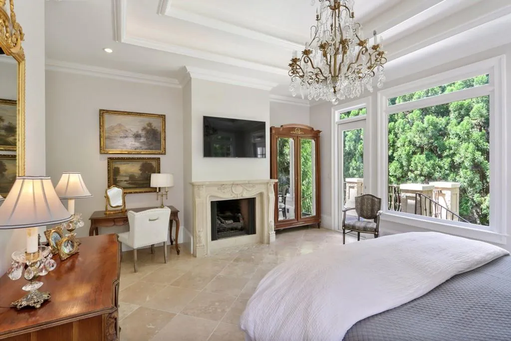 5450 Claire Rose Lane, Atlanta, Georgia 30327, 6 Bedrooms Bedrooms, ,5 BathroomsBathrooms,Residential,Sold,5450 Claire Rose Lane,6607326