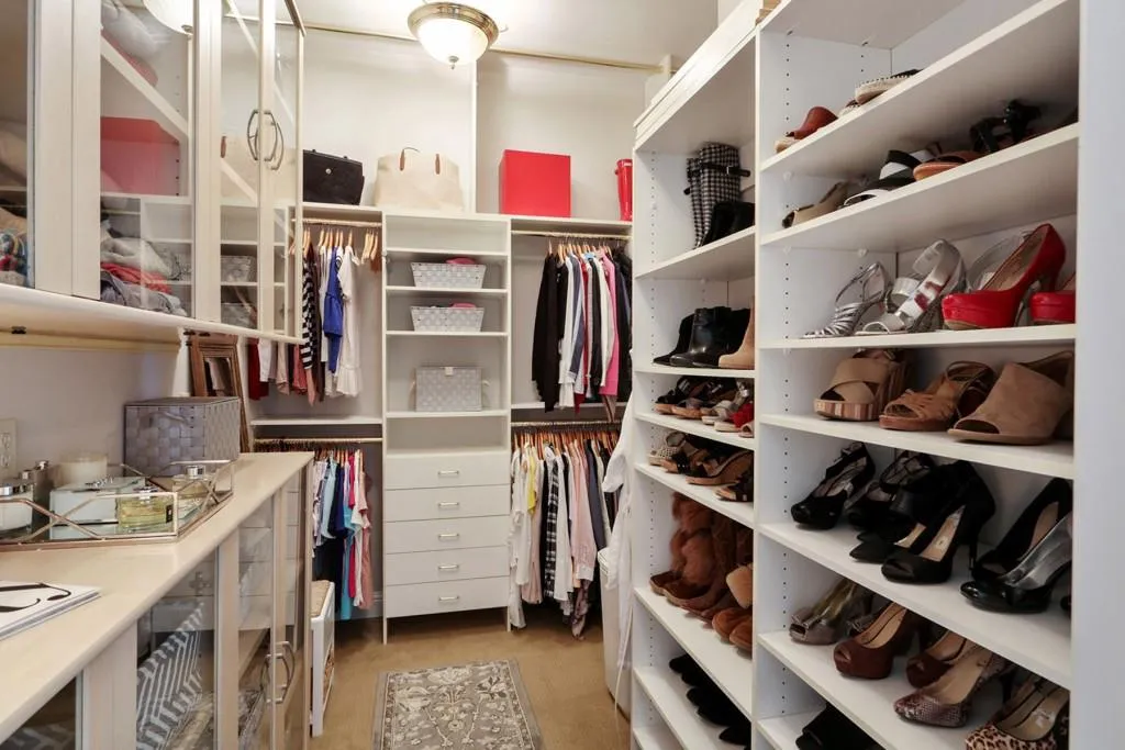 5450 Claire Rose Lane, Atlanta, Georgia 30327, 6 Bedrooms Bedrooms, ,5 BathroomsBathrooms,Residential,Sold,5450 Claire Rose Lane,6607326