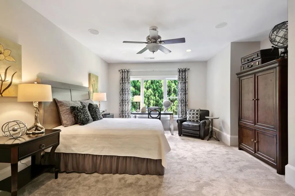 5450 Claire Rose Lane, Atlanta, Georgia 30327, 6 Bedrooms Bedrooms, ,5 BathroomsBathrooms,Residential,Sold,5450 Claire Rose Lane,6607326