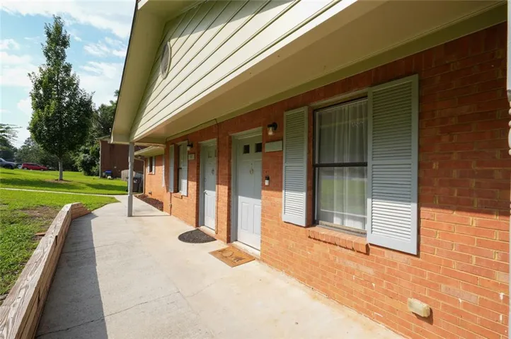 351 Freeport Drive, Lawrenceville, Georgia 30046