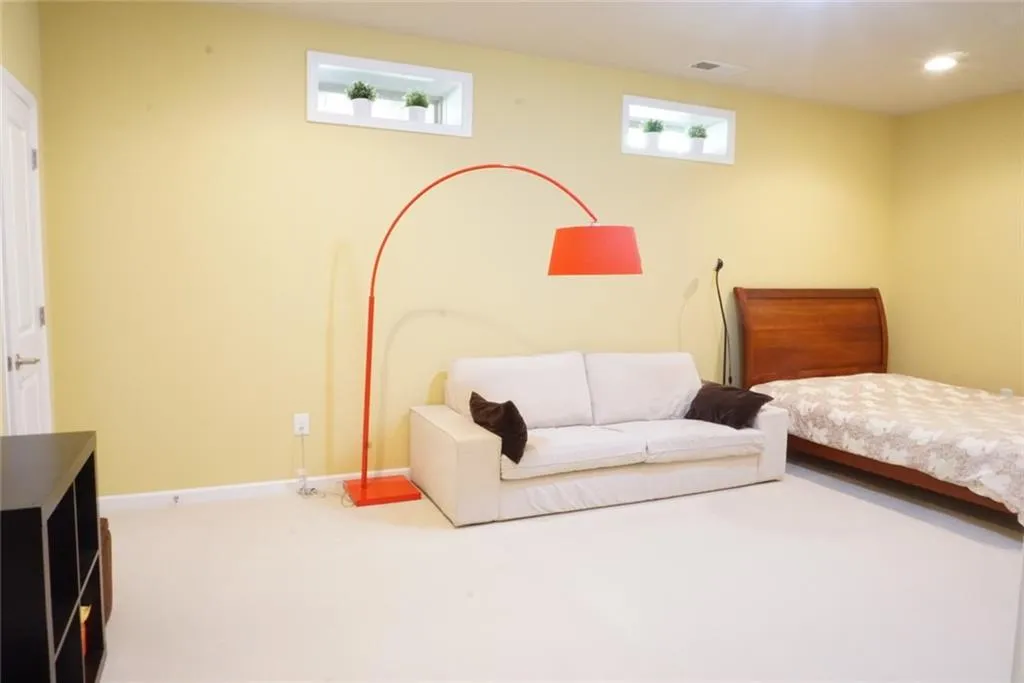 985 Bergeron Place, Sandy Springs, Georgia 30328, 3 Bedrooms Bedrooms, ,3 BathroomsBathrooms,Residential,Sold,985 Bergeron Place,6750072