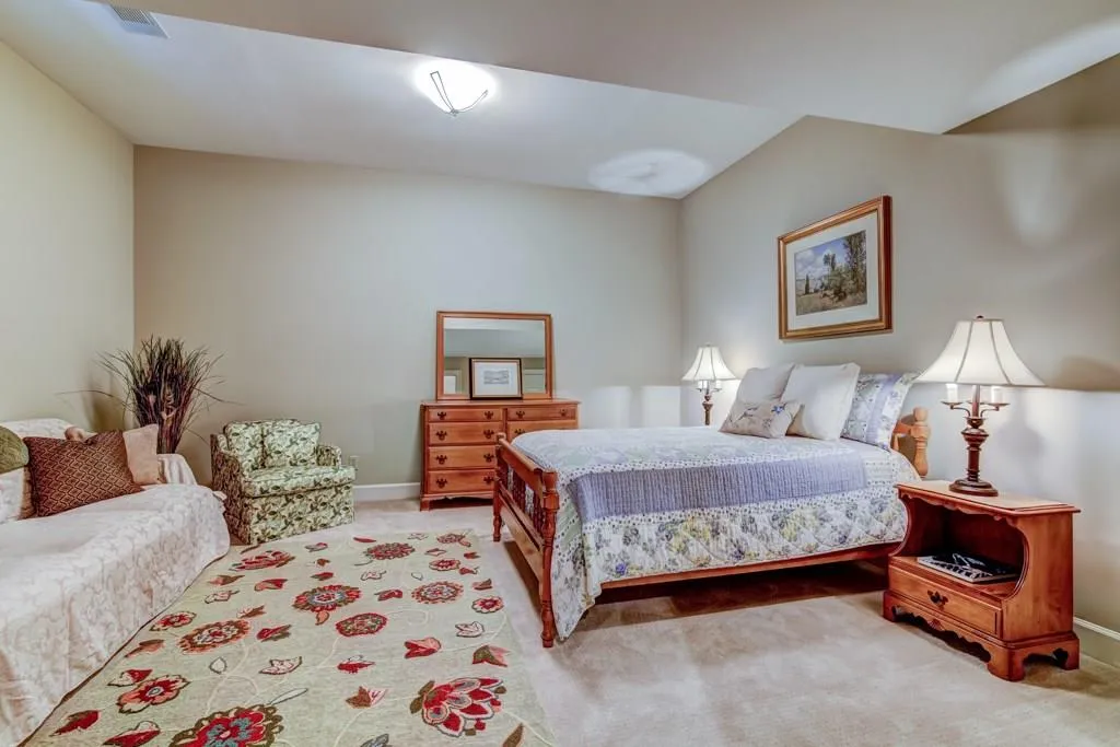 1270 Heards Ferry Road, Atlanta, Georgia 30328, 6 Bedrooms Bedrooms, ,5 BathroomsBathrooms,Residential,Sold,1270 Heards Ferry Road,6912770