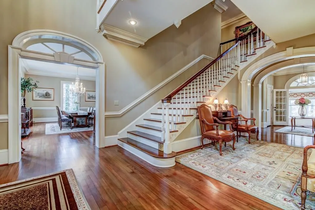 1270 Heards Ferry Road, Atlanta, Georgia 30328, 6 Bedrooms Bedrooms, ,5 BathroomsBathrooms,Residential,Sold,1270 Heards Ferry Road,6912770