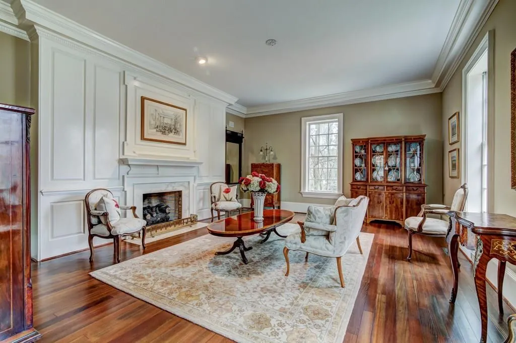 1270 Heards Ferry Road, Atlanta, Georgia 30328, 6 Bedrooms Bedrooms, ,5 BathroomsBathrooms,Residential,Sold,1270 Heards Ferry Road,6912770
