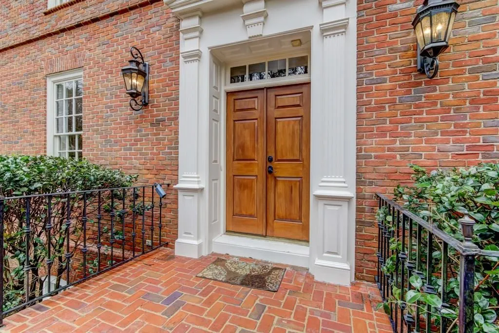 1270 Heards Ferry Road, Atlanta, Georgia 30328, 6 Bedrooms Bedrooms, ,5 BathroomsBathrooms,Residential,Sold,1270 Heards Ferry Road,6912770