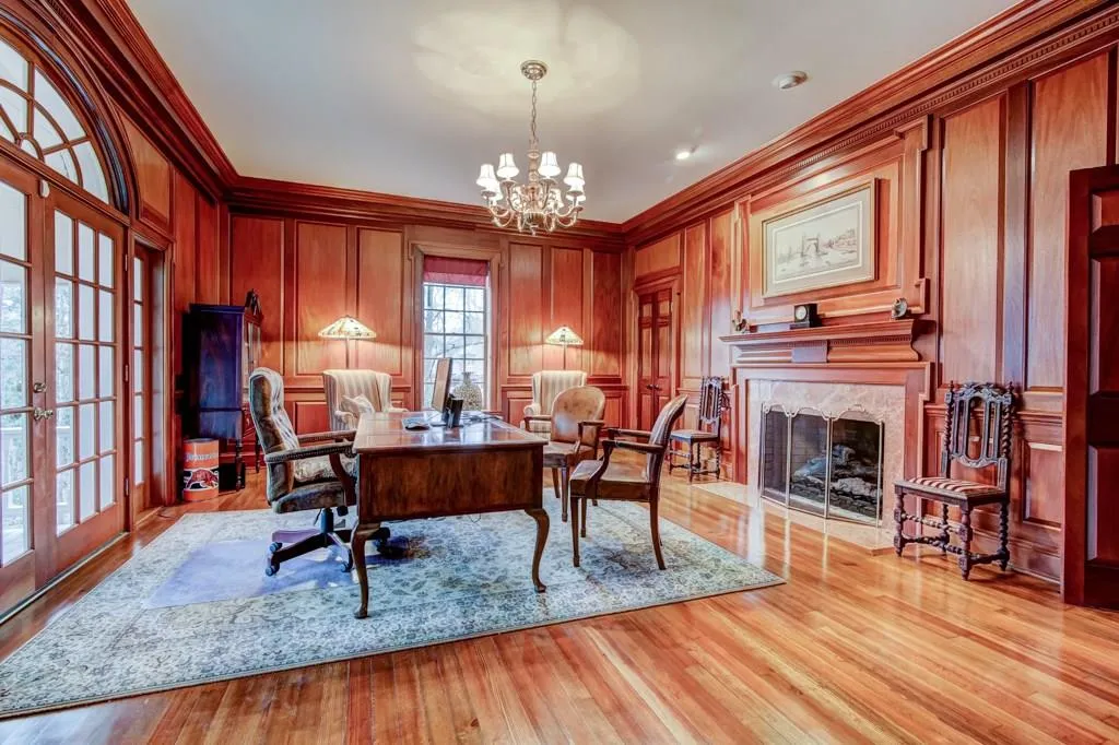 1270 Heards Ferry Road, Atlanta, Georgia 30328, 6 Bedrooms Bedrooms, ,5 BathroomsBathrooms,Residential,Sold,1270 Heards Ferry Road,6912770