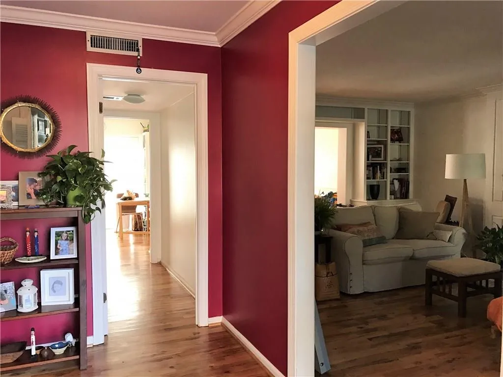 11 James River Place Ne, Atlanta, Georgia 30342, 3 Bedrooms Bedrooms, ,2 BathroomsBathrooms,Residential,Sold,11 James River Place Ne,5861011