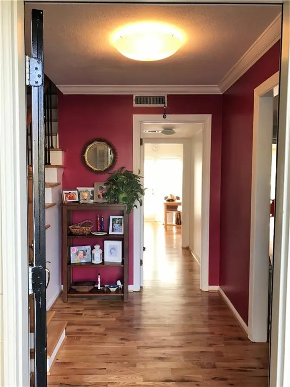 11 James River Place Ne, Atlanta, Georgia 30342, 3 Bedrooms Bedrooms, ,2 BathroomsBathrooms,Residential,Sold,11 James River Place Ne,5861011