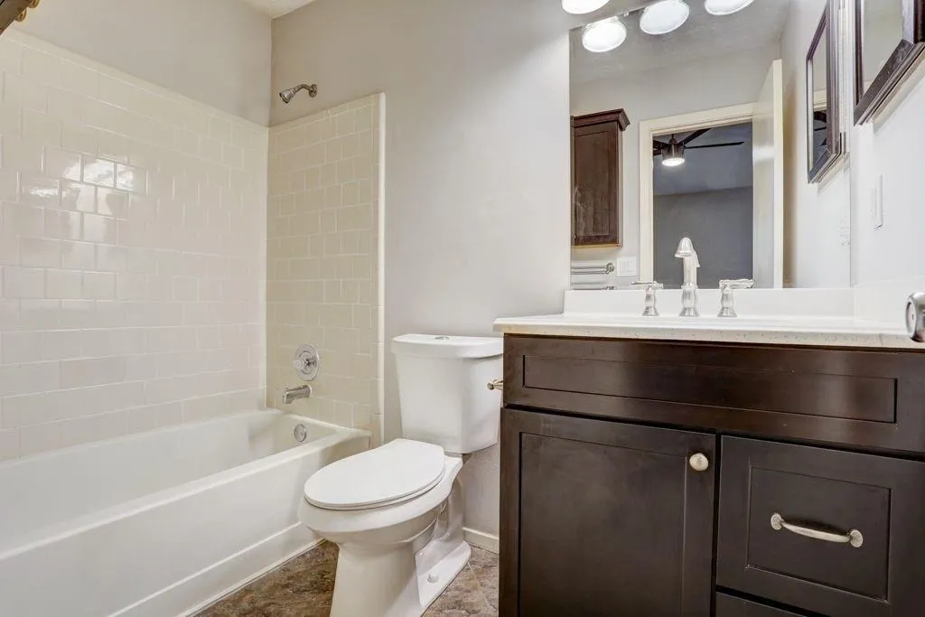 406 Wedgewood Way, Sandy Springs, Georgia 30350, 3 Bedrooms Bedrooms, ,2 BathroomsBathrooms,Residential,Sold,406 Wedgewood Way,6636246