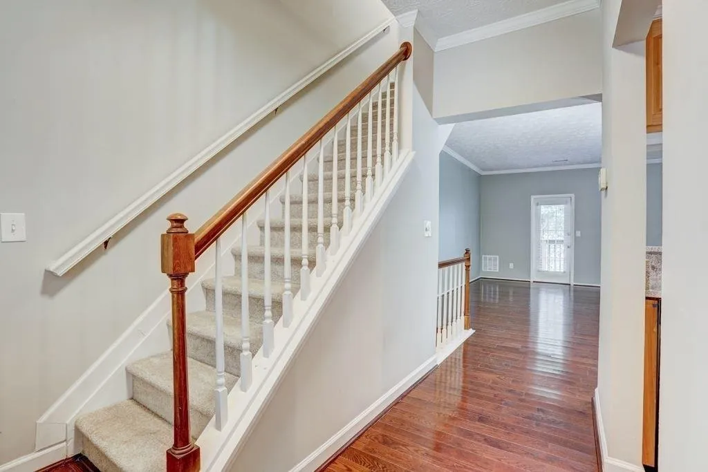 406 Wedgewood Way, Sandy Springs, Georgia 30350, 3 Bedrooms Bedrooms, ,2 BathroomsBathrooms,Residential,Sold,406 Wedgewood Way,6636246