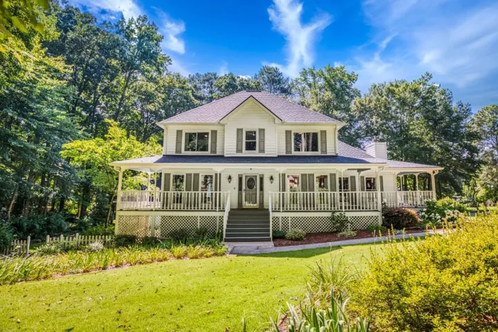 3970 Governors Circle, Loganville, Georgia 30052