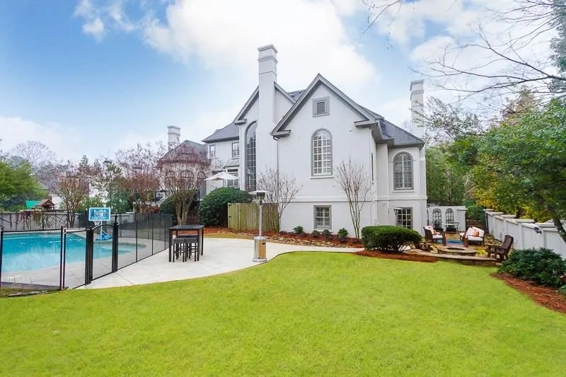 5615 Cross Gate Drive, Atlanta, Georgia 30327, 5 Bedrooms Bedrooms, ,5 BathroomsBathrooms,Residential,Sold,5615 Cross Gate Drive,5782267