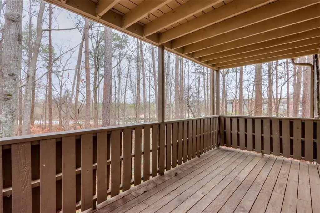 208 Woodcliff Drive, Sandy Springs, Georgia 30350, 2 Bedrooms Bedrooms, ,2 BathroomsBathrooms,Residential,Sold,208 Woodcliff Drive,6838912