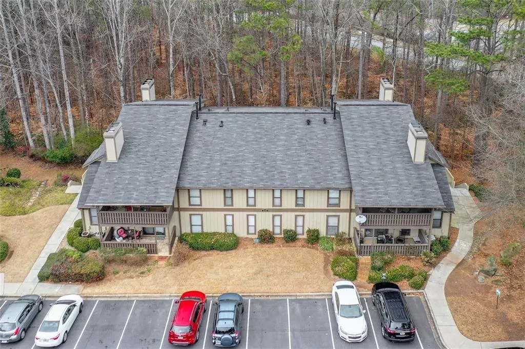208 Woodcliff Drive, Sandy Springs, Georgia 30350, 2 Bedrooms Bedrooms, ,2 BathroomsBathrooms,Residential,Sold,208 Woodcliff Drive,6838912