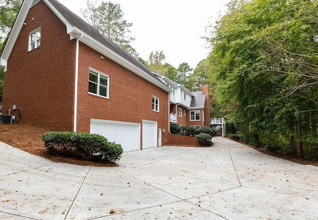 400 Waterpine Court, Atlanta, Georgia 30350, 9 Bedrooms Bedrooms, ,7 BathroomsBathrooms,Residential,Sold,400 Waterpine Court,6095958