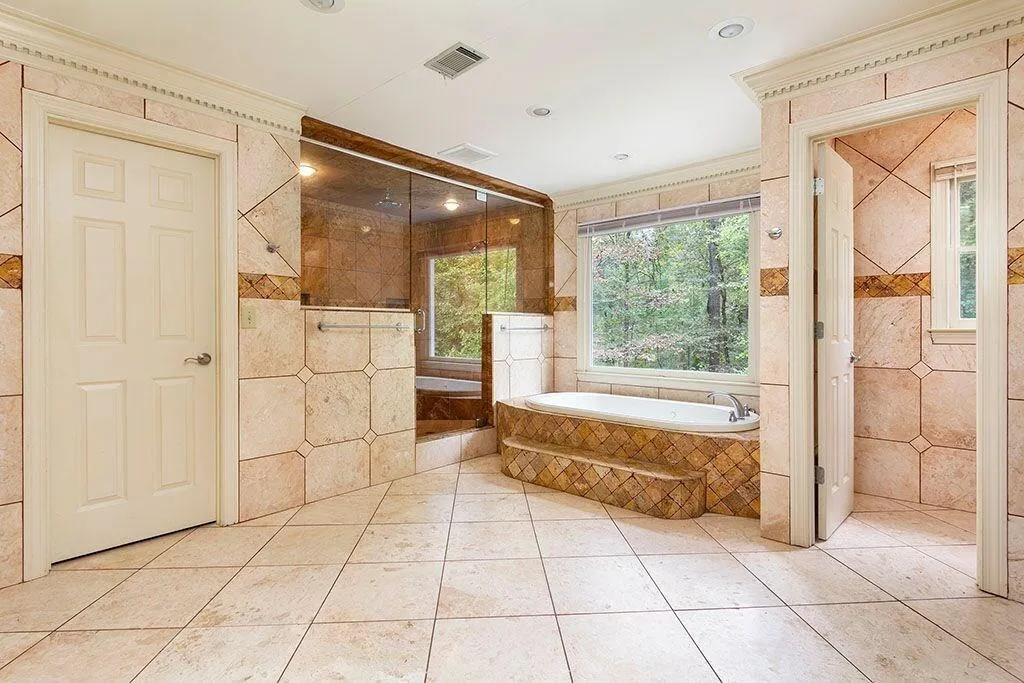 400 Waterpine Court, Atlanta, Georgia 30350, 9 Bedrooms Bedrooms, ,7 BathroomsBathrooms,Residential,Sold,400 Waterpine Court,6095958