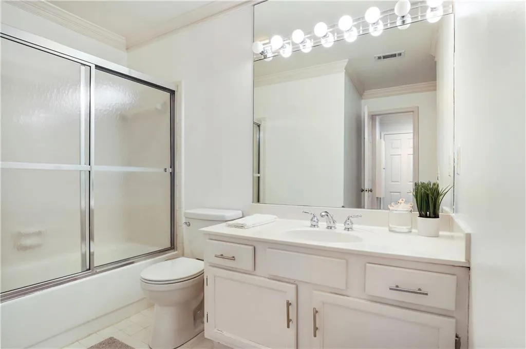 106 Bainbridge Drive, Sandy Springs, Georgia 30327, 3 Bedrooms Bedrooms, ,2 BathroomsBathrooms,Residential,Sold,106 Bainbridge Drive,6979500