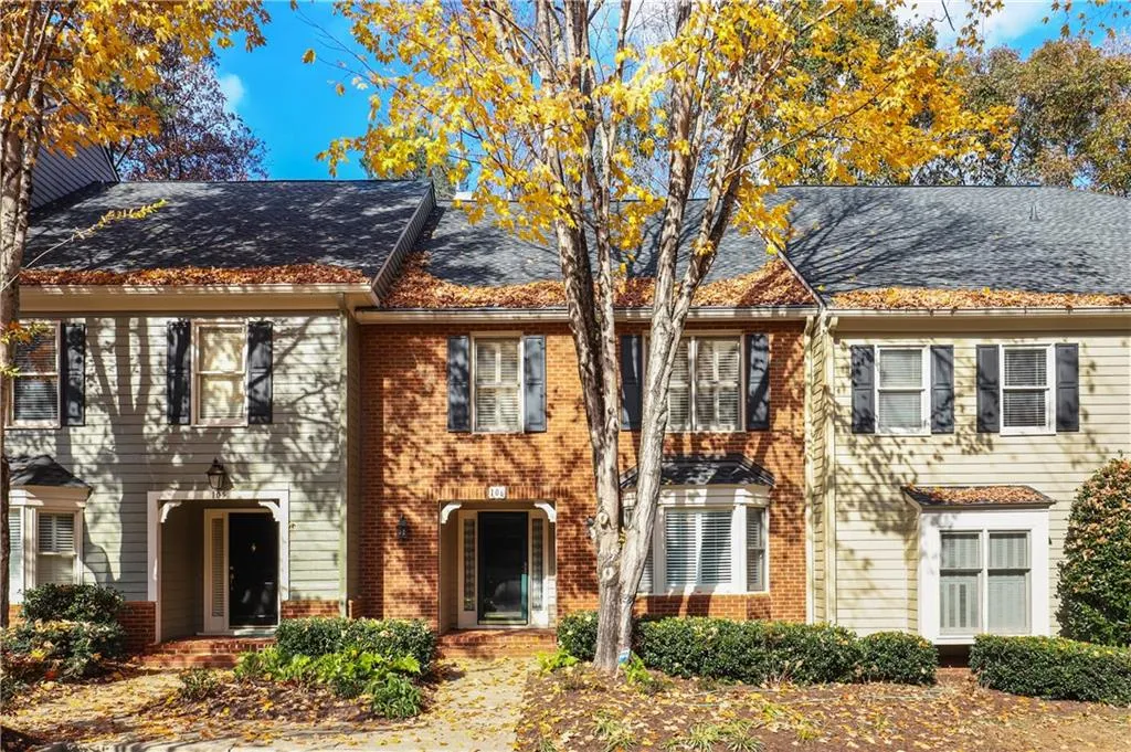 106 Bainbridge Drive, Sandy Springs, Georgia 30327, 3 Bedrooms Bedrooms, ,2 BathroomsBathrooms,Residential,Sold,106 Bainbridge Drive,6979500