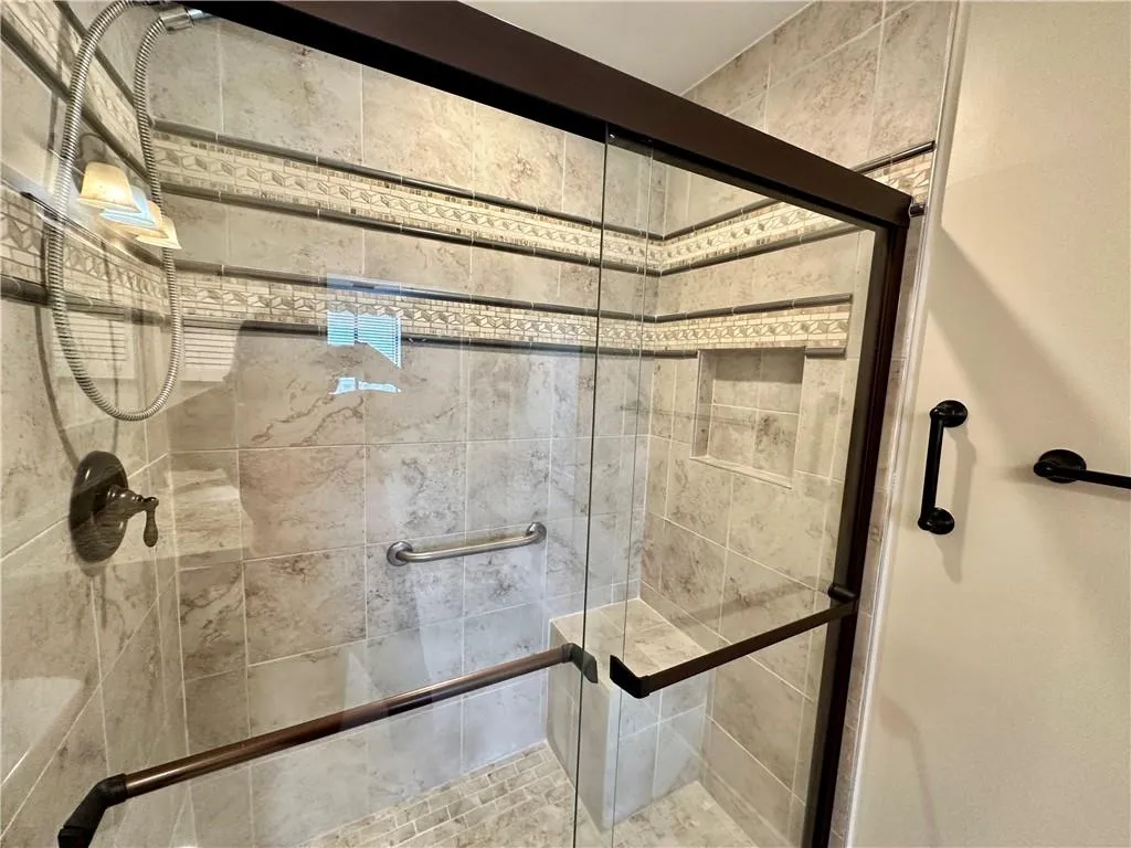 300 Johnson Ferry Road Ne Unit A712, Sandy Springs, Georgia 30328, 1 Bedroom Bedrooms, ,1 BathroomBathrooms,Residential,Sold,300 Johnson Ferry Road Ne Unit A712,7137551