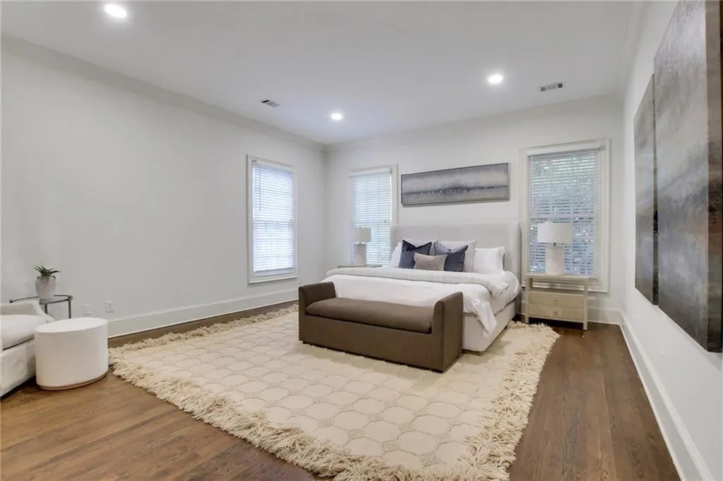 12 Old Paces Place Nw, Atlanta, Georgia 30327, 5 Bedrooms Bedrooms, ,5 BathroomsBathrooms,Residential,Sold,12 Old Paces Place Nw,7681310