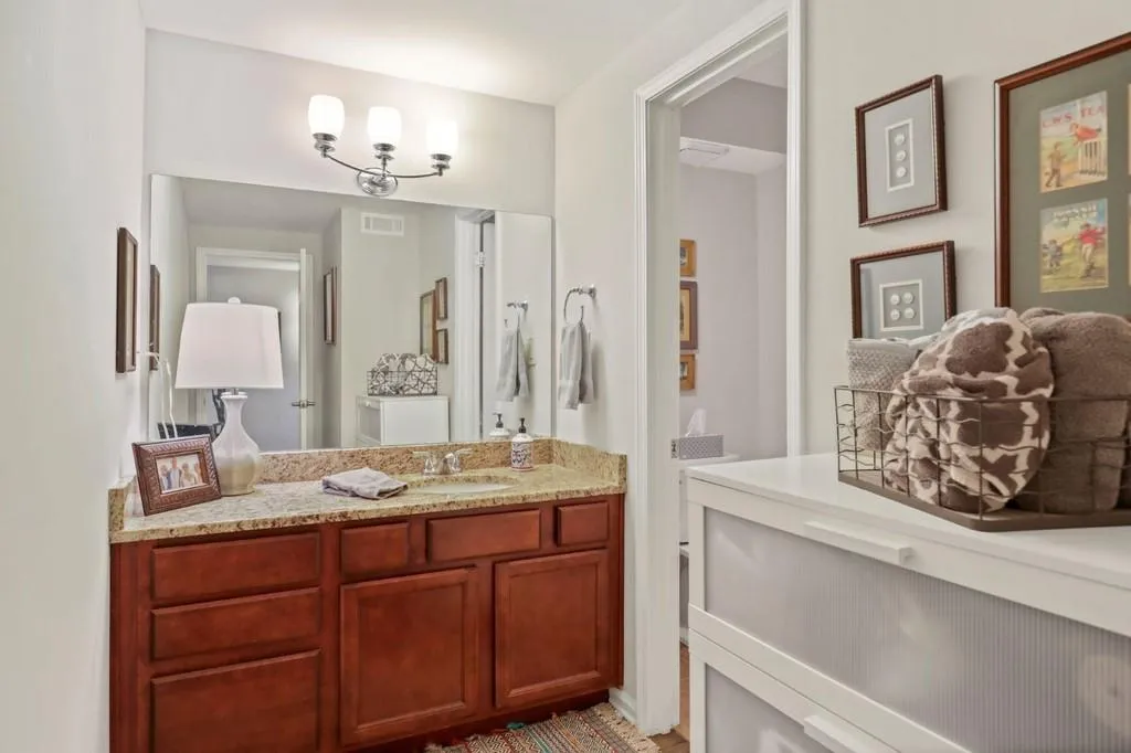 6124 Barfield Road, Sandy Springs, Georgia 30328, 4 Bedrooms Bedrooms, ,3 BathroomsBathrooms,Residential,Sold,6124 Barfield Road,6833894