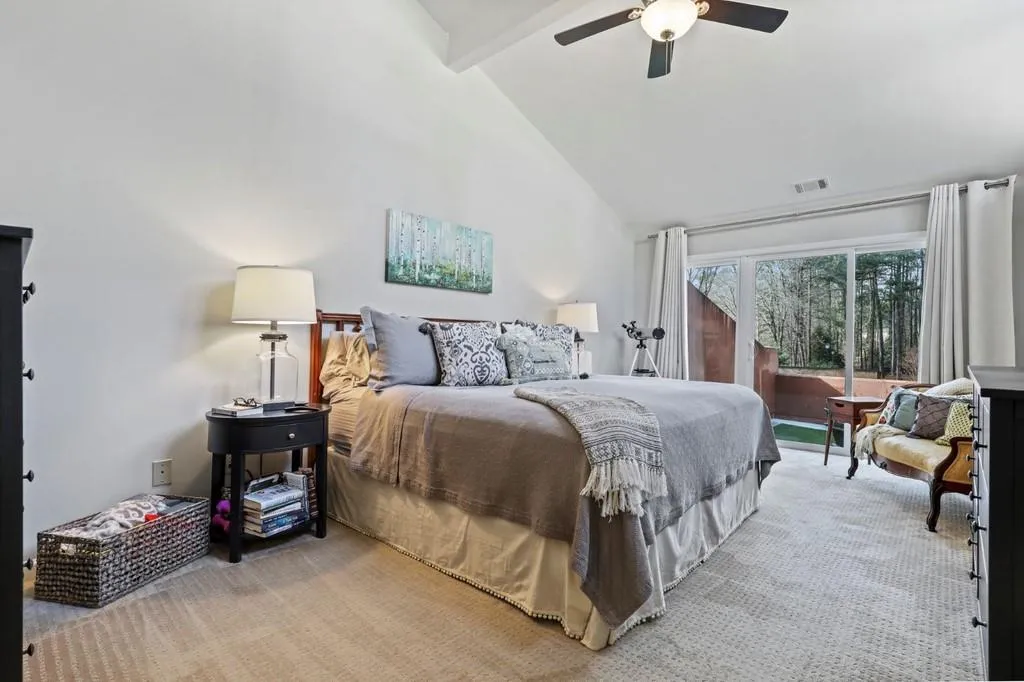 6124 Barfield Road, Sandy Springs, Georgia 30328, 4 Bedrooms Bedrooms, ,3 BathroomsBathrooms,Residential,Sold,6124 Barfield Road,6833894