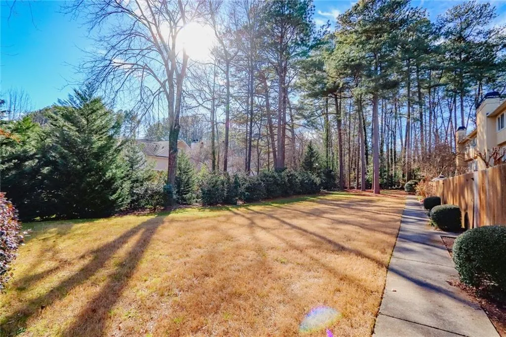 6124 Barfield Road, Sandy Springs, Georgia 30328, 4 Bedrooms Bedrooms, ,3 BathroomsBathrooms,Residential,Sold,6124 Barfield Road,6833894