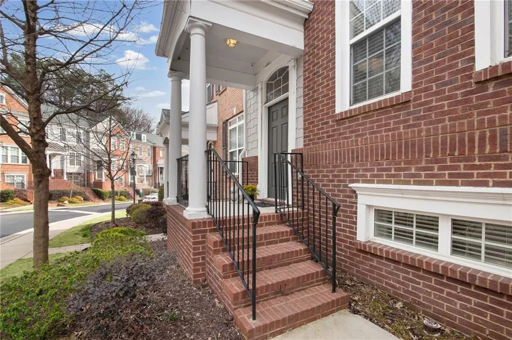 2312 Limehurst Drive Ne, Atlanta, Georgia 30319, 3 Bedrooms Bedrooms, 0 ,3 BathroomsBathrooms,Residential,For Sale,2312 Limehurst Drive Ne,7727340
