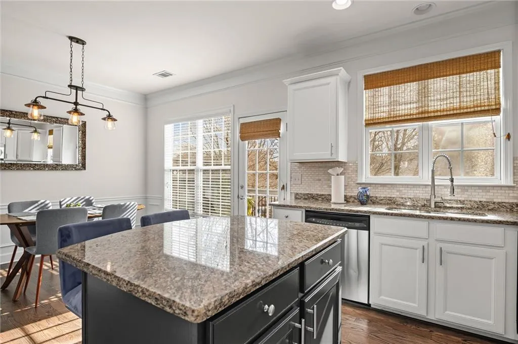 2312 Limehurst Drive Ne, Atlanta, Georgia 30319, 3 Bedrooms Bedrooms, 0 ,3 BathroomsBathrooms,Residential,For Sale,2312 Limehurst Drive Ne,7727340