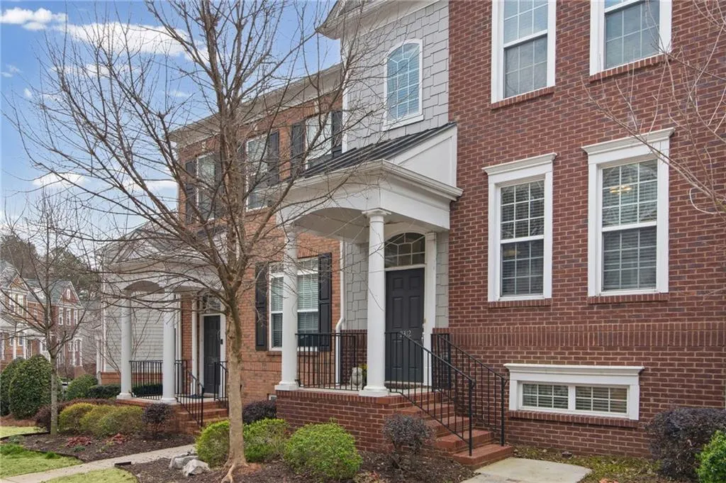 2312 Limehurst Drive Ne, Atlanta, Georgia 30319, 3 Bedrooms Bedrooms, 0 ,3 BathroomsBathrooms,Residential,For Sale,2312 Limehurst Drive Ne,7727340