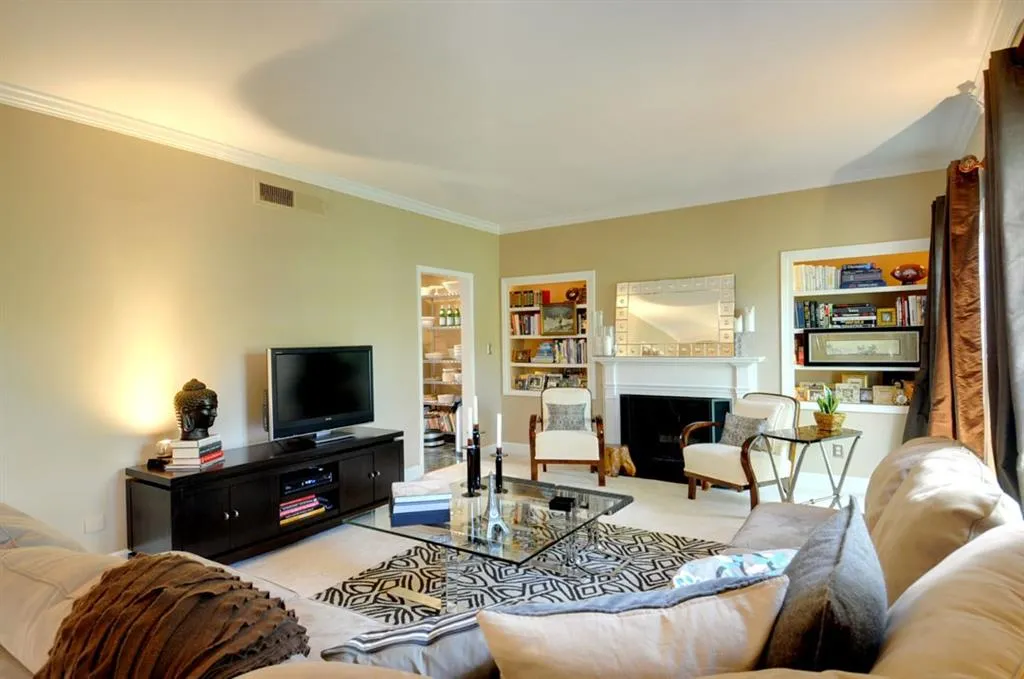 423 Ne Jefferson Circle Unit 423, Atlanta, Georgia 30328, 3 Bedrooms Bedrooms, ,2 BathroomsBathrooms,Residential,Sold,423 Ne Jefferson Circle Unit 423,5639553