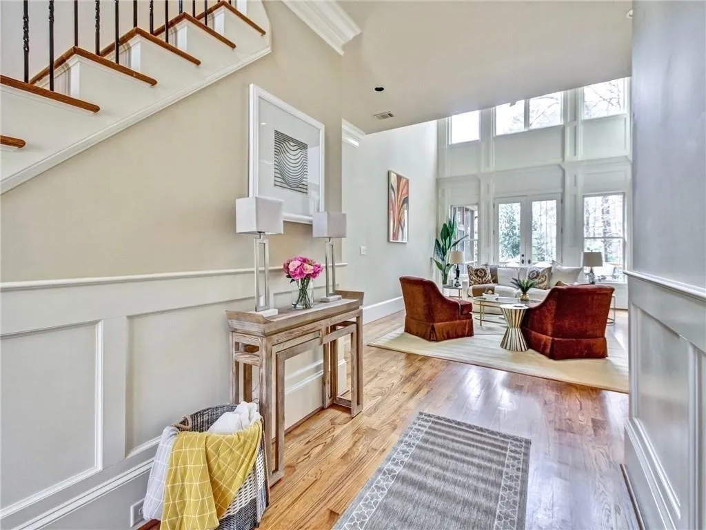 585 Franklin Road, Sandy Springs, Georgia 30342, 4 Bedrooms Bedrooms, ,3 BathroomsBathrooms,Residential,Sold,585 Franklin Road,6528147