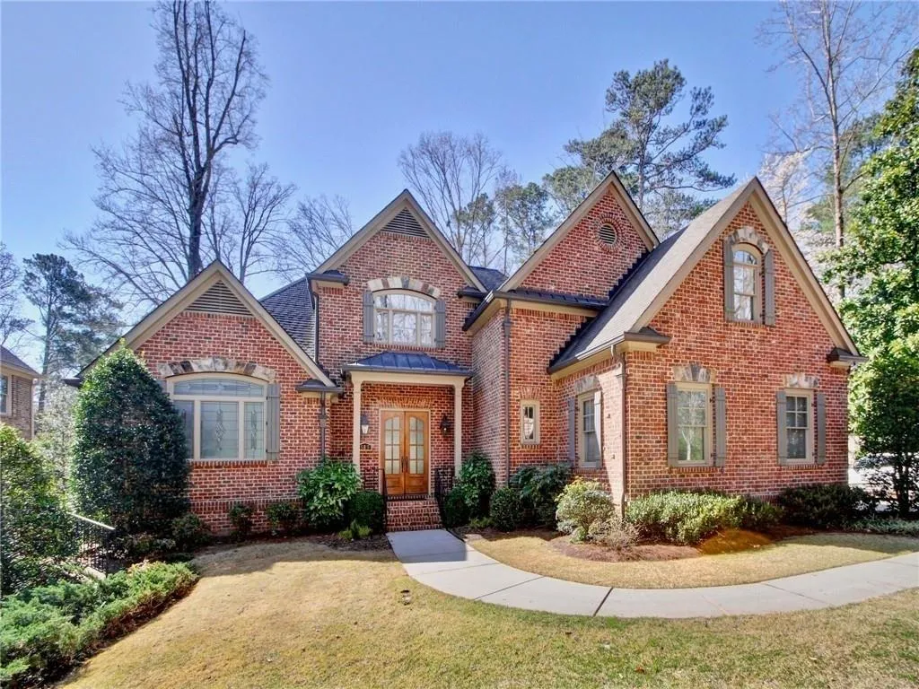 585 Franklin Road, Sandy Springs, Georgia 30342, 4 Bedrooms Bedrooms, ,3 BathroomsBathrooms,Residential,Sold,585 Franklin Road,6528147