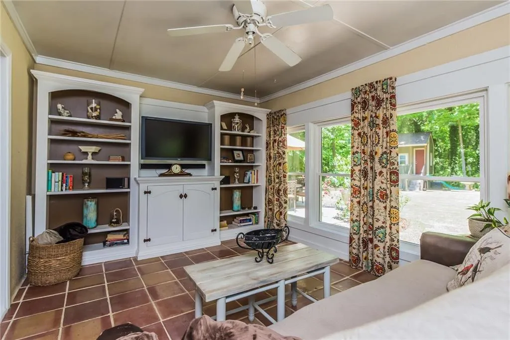 7583 Spalding Lane, Sandy Springs, Georgia 30350, 4 Bedrooms Bedrooms, ,3 BathroomsBathrooms,Residential,Sold,7583 Spalding Lane,5847987