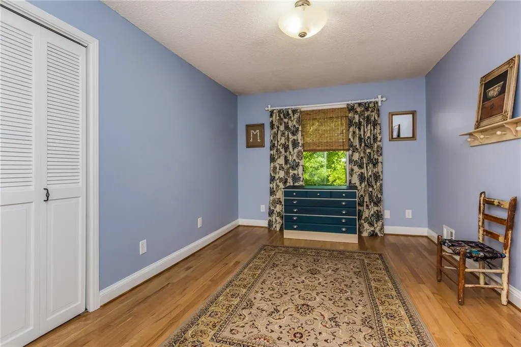 7583 Spalding Lane, Sandy Springs, Georgia 30350, 4 Bedrooms Bedrooms, ,3 BathroomsBathrooms,Residential,Sold,7583 Spalding Lane,5847987