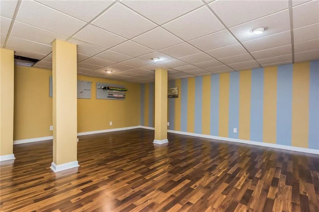 7583 Spalding Lane, Sandy Springs, Georgia 30350, 4 Bedrooms Bedrooms, ,3 BathroomsBathrooms,Residential,Sold,7583 Spalding Lane,5847987