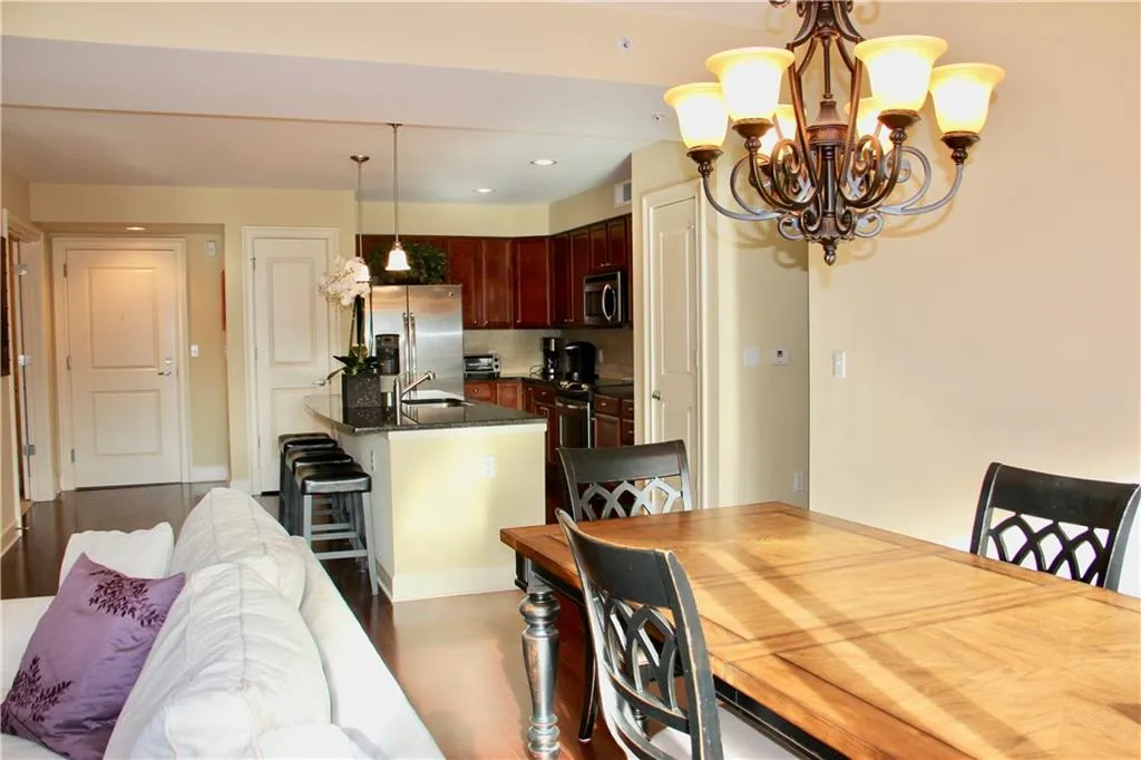 200 River Vista Drive Unit 435, Atlanta, Georgia 30339, 2 Bedrooms Bedrooms, ,2 BathroomsBathrooms,Residential,Sold,200 River Vista Drive Unit 435,5793700