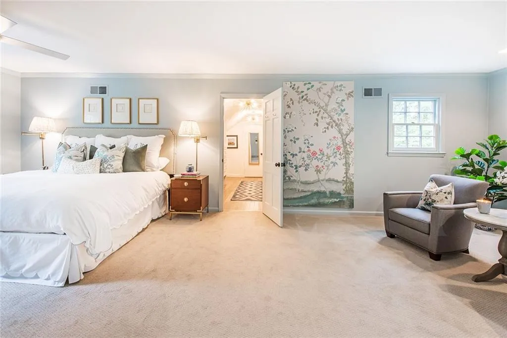 6250 Weatherly Drive, Atlanta, Georgia 30328, 5 Bedrooms Bedrooms, ,3 BathroomsBathrooms,Residential,Sold,6250 Weatherly Drive,7181565