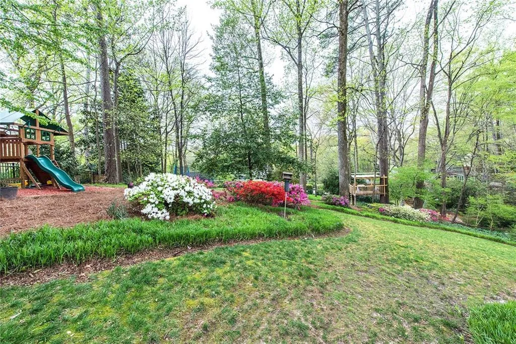 6250 Weatherly Drive, Atlanta, Georgia 30328, 5 Bedrooms Bedrooms, ,3 BathroomsBathrooms,Residential,Sold,6250 Weatherly Drive,7181565