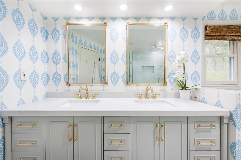 6250 Weatherly Drive, Atlanta, Georgia 30328, 5 Bedrooms Bedrooms, ,3 BathroomsBathrooms,Residential,Sold,6250 Weatherly Drive,7181565