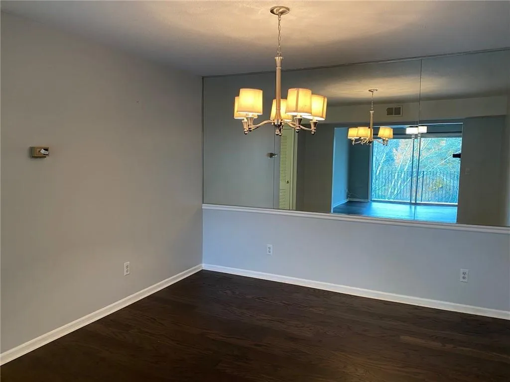6851 Roswell Road Ne Unit F33, Atlanta, Georgia 30328, 2 Bedrooms Bedrooms, ,2 BathroomsBathrooms,Residential,Sold,6851 Roswell Road Ne Unit F33,6819949