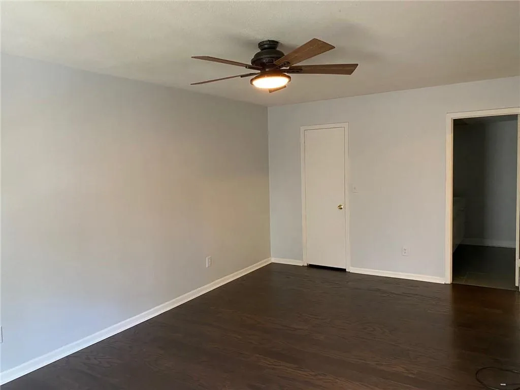 6851 Roswell Road Ne Unit F33, Atlanta, Georgia 30328, 2 Bedrooms Bedrooms, ,2 BathroomsBathrooms,Residential,Sold,6851 Roswell Road Ne Unit F33,6819949